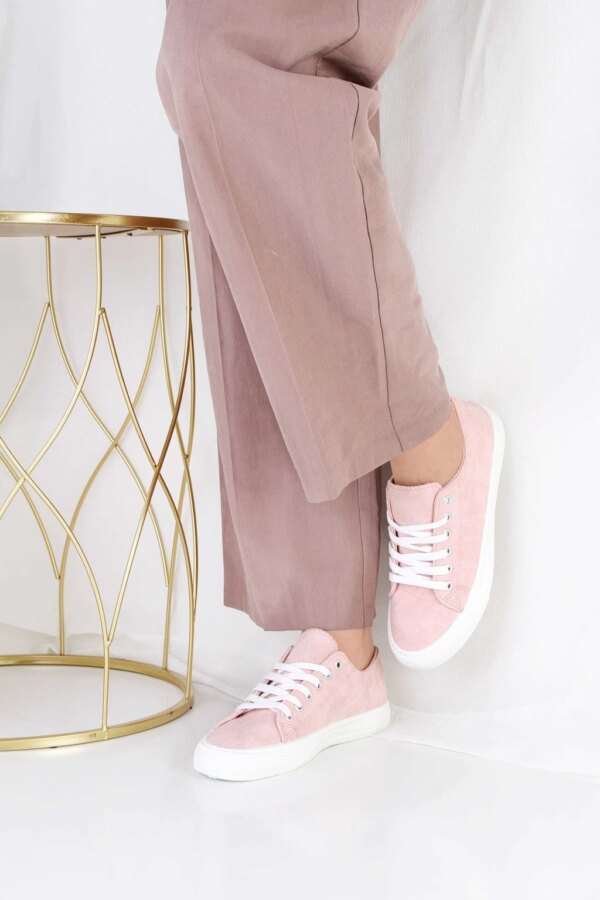 Niskie różowe trampki damskie