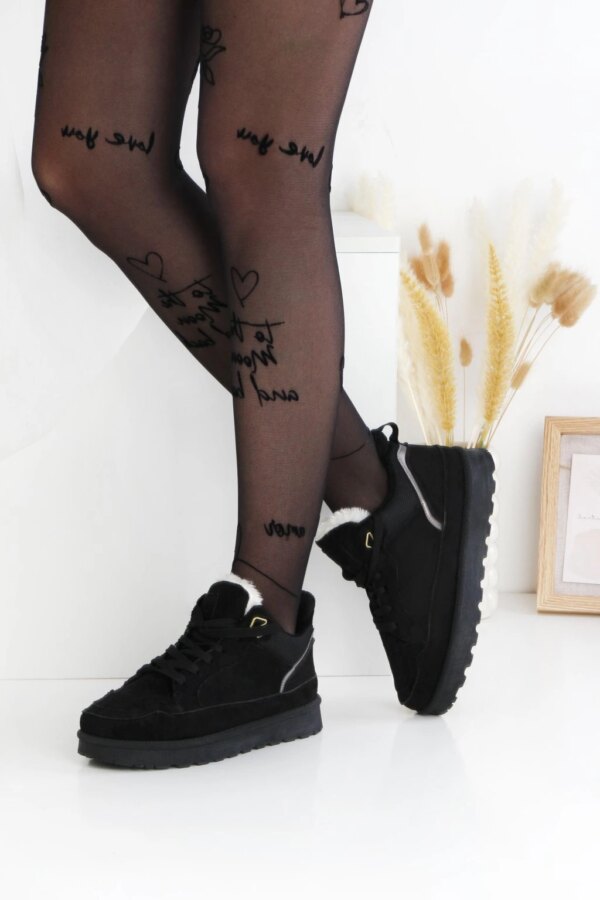 Ocieplane czarne sneakersy