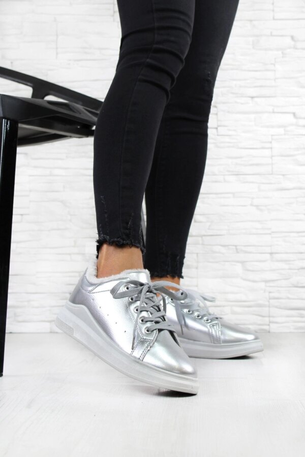 Ocieplane srebrne trampki