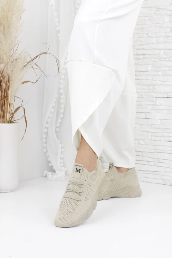 Skarpetkowe sneakersy beżowe