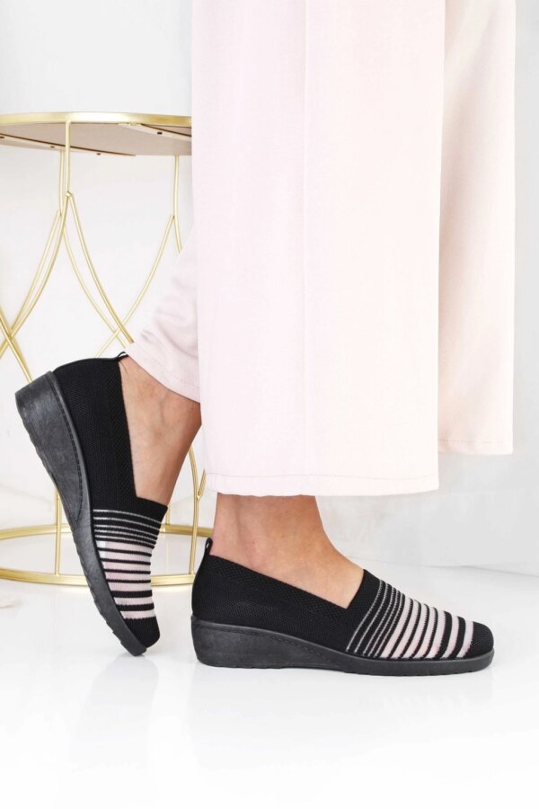 Tenisówki na koturnie wsuwane